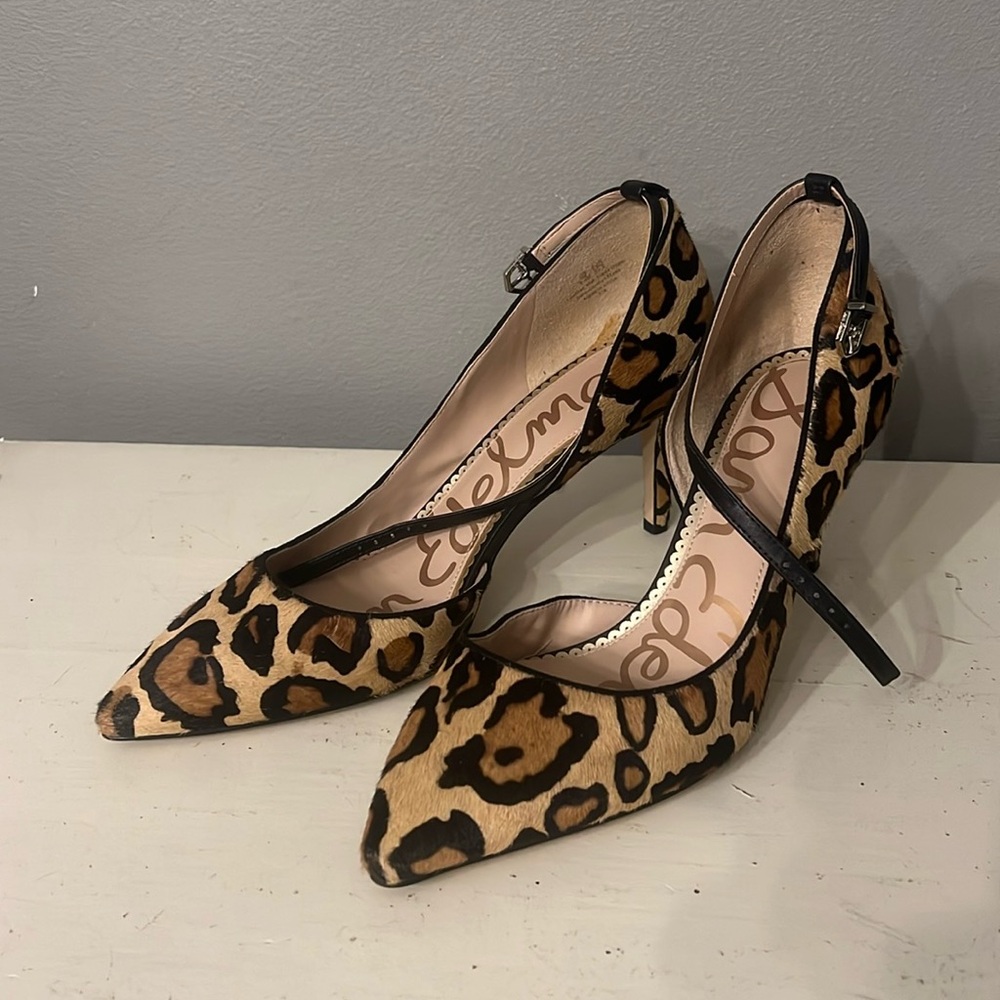 ANY 5 ITEMS $100 Sam Edelman leopard heels